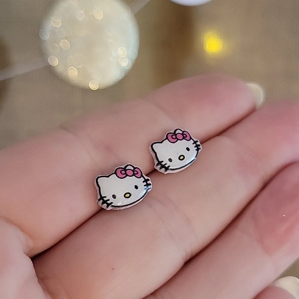HELLO KITTY METAL-FREE EARRINGS